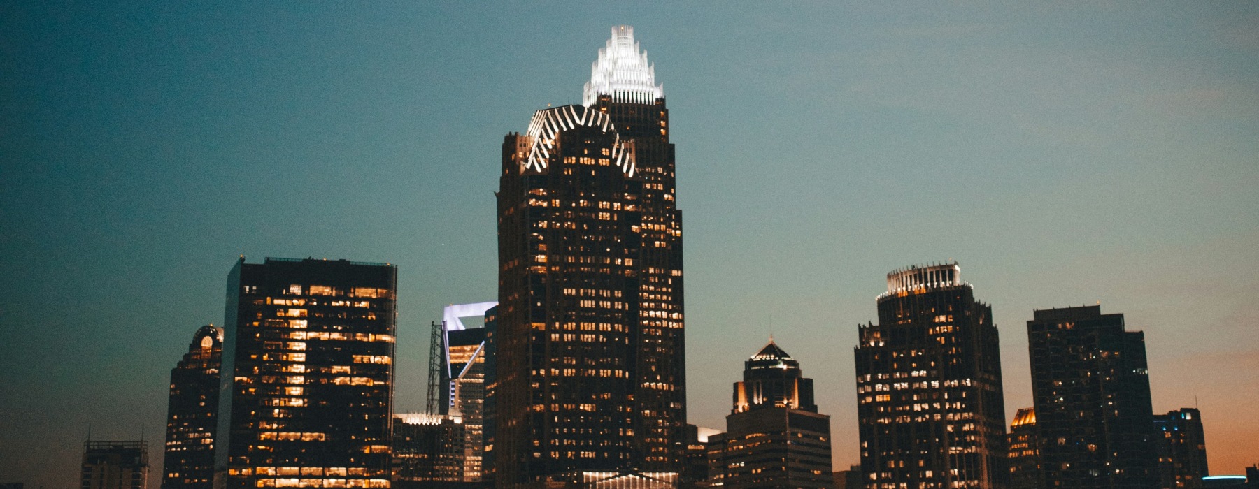 a city skyline at night